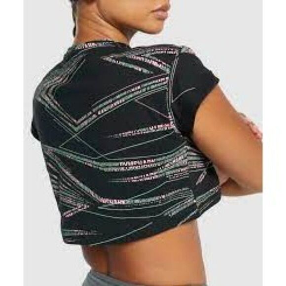 Gymshark Zone Graphic Crop Tee Size Small - Picture 3 of 7